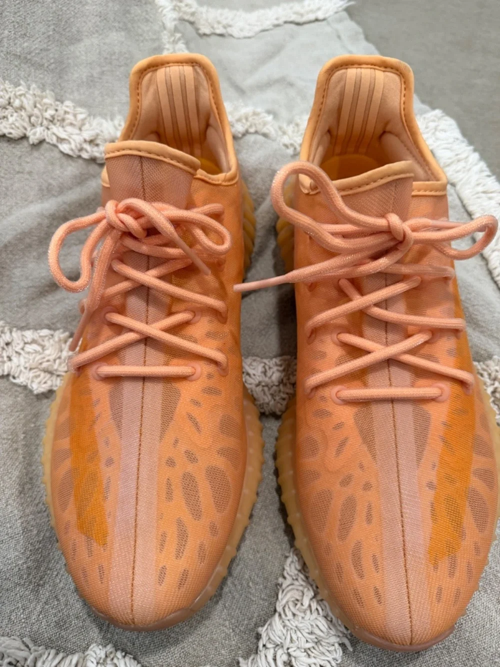 Yeezy Boost 350 V2 Mono Clay SIZE 10.5